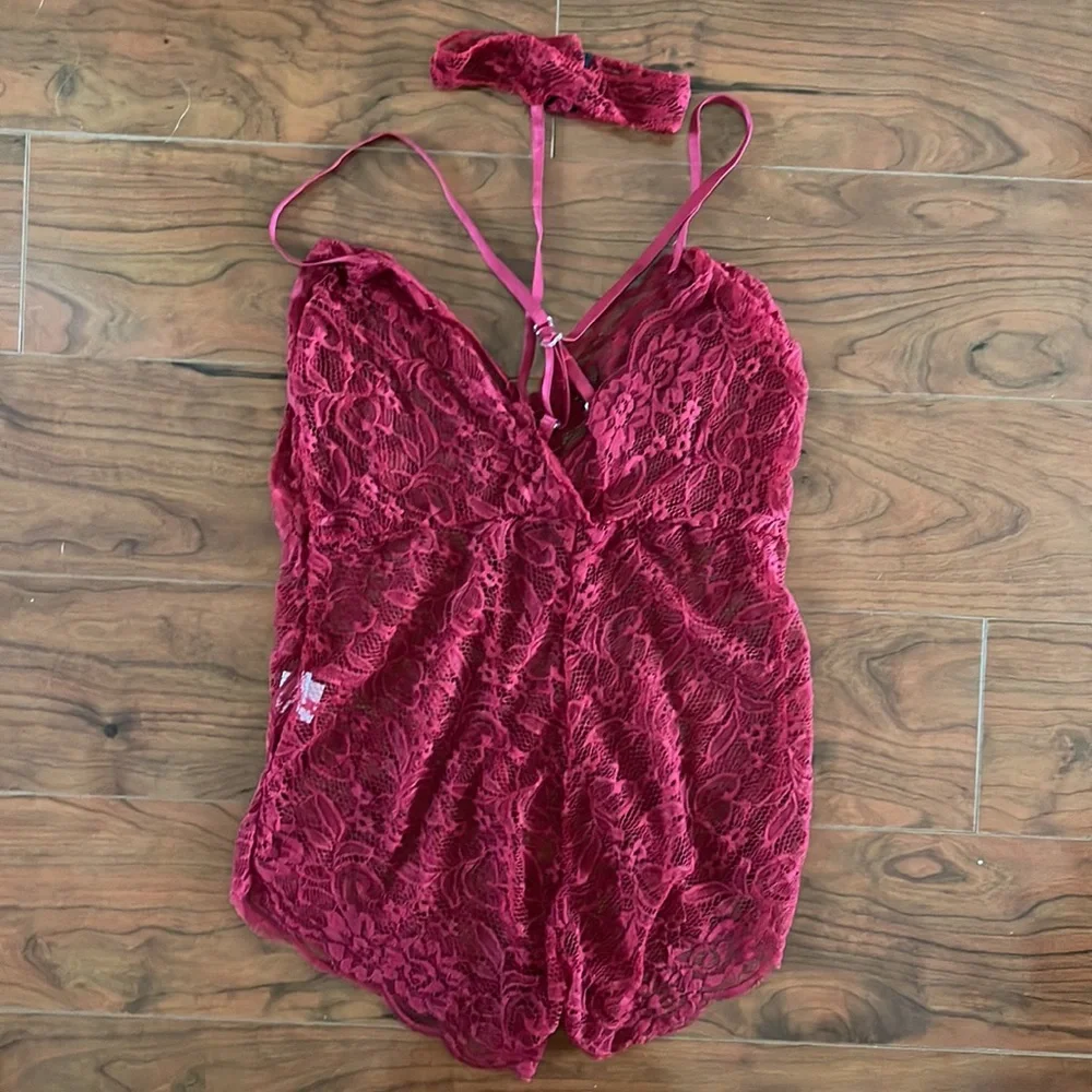 NWOT Red Lace Crossover 1 Piece Lingerie Romper with Chocker